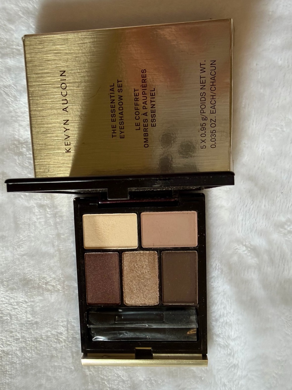 Kevyn Aucoin The Essential Eyeshadow set the simply nude palette